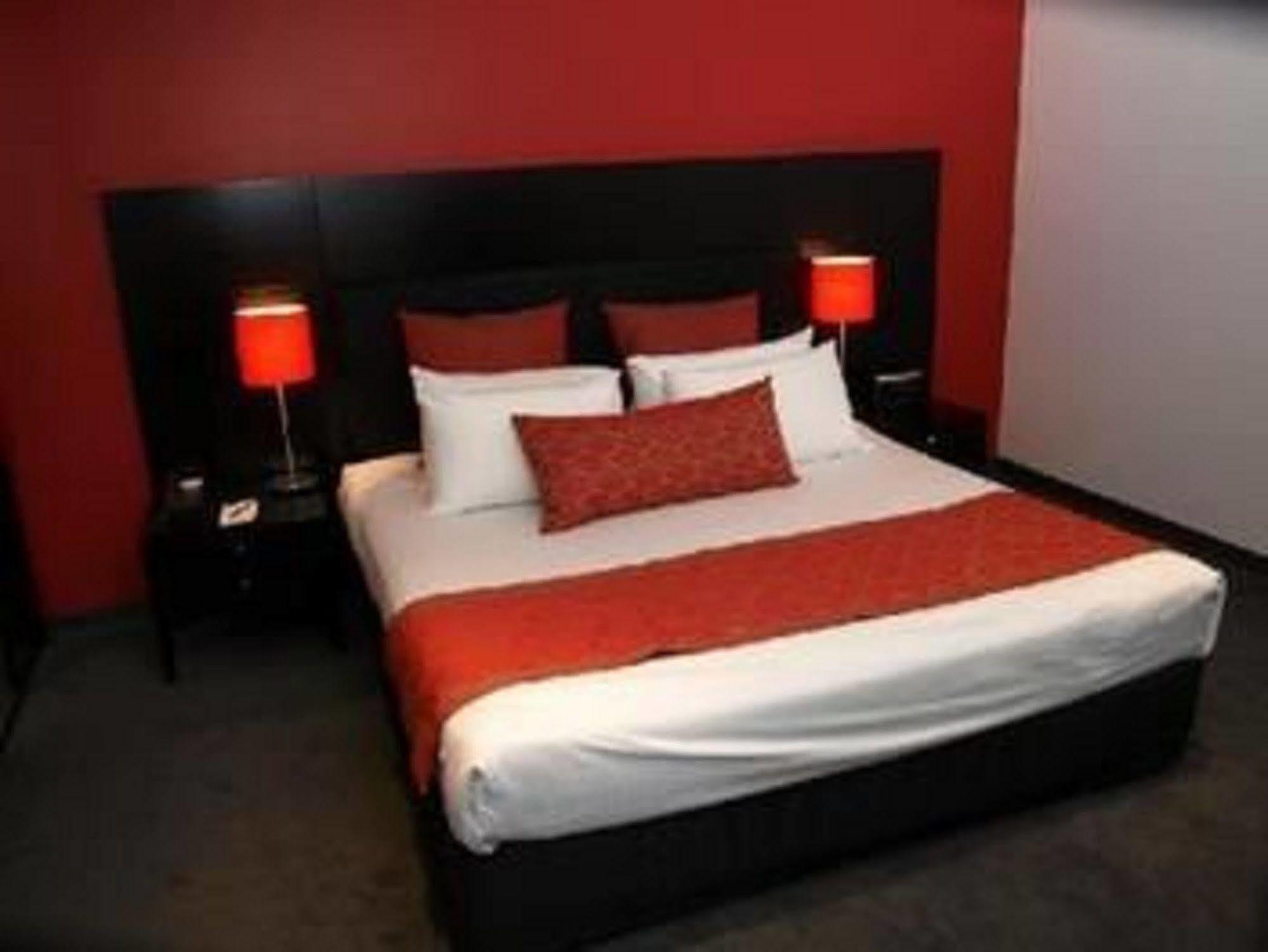 רוקהמפטון Leichhardt Hotel מראה חיצוני תמונה