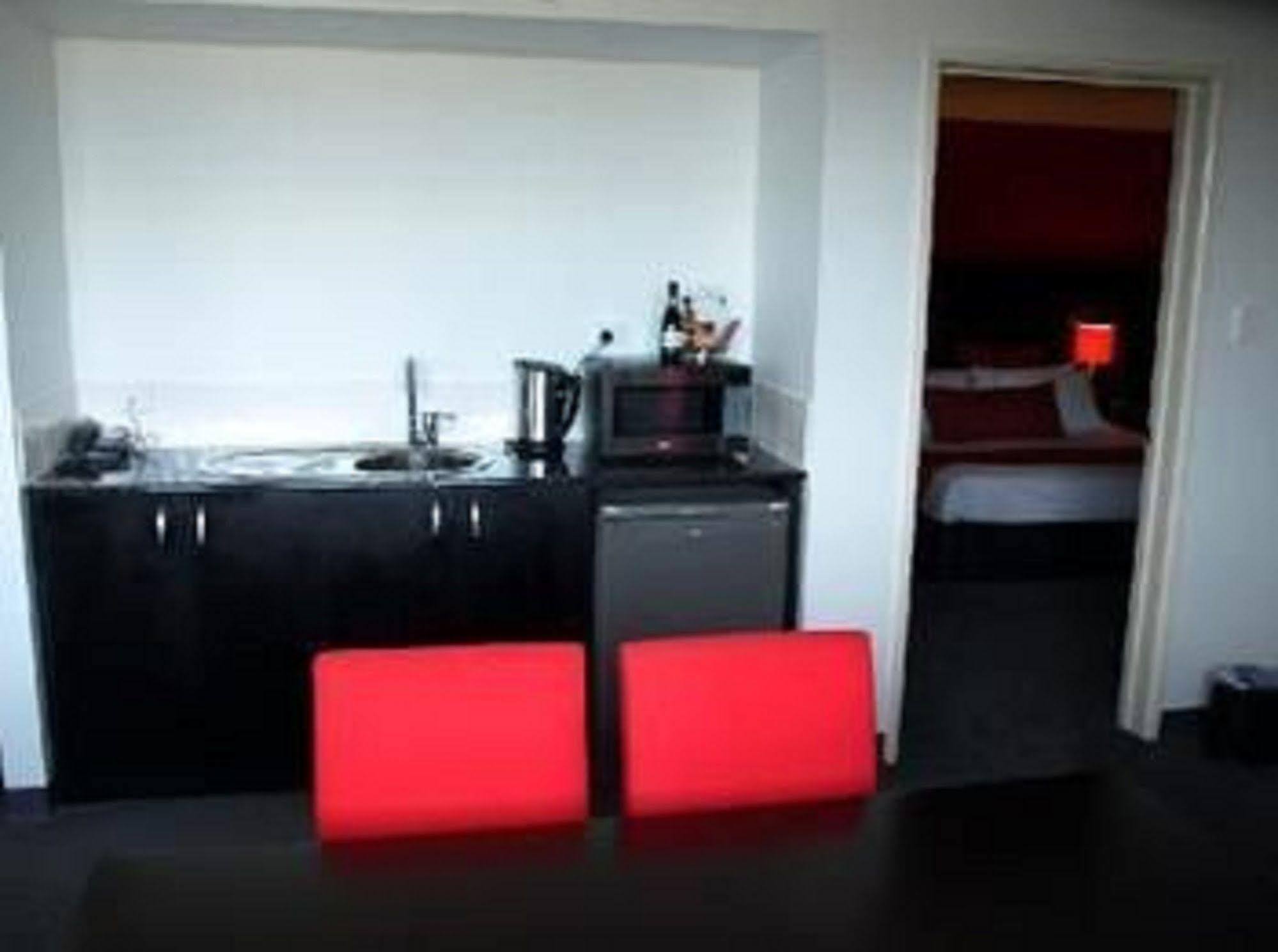 רוקהמפטון Leichhardt Hotel מראה חיצוני תמונה